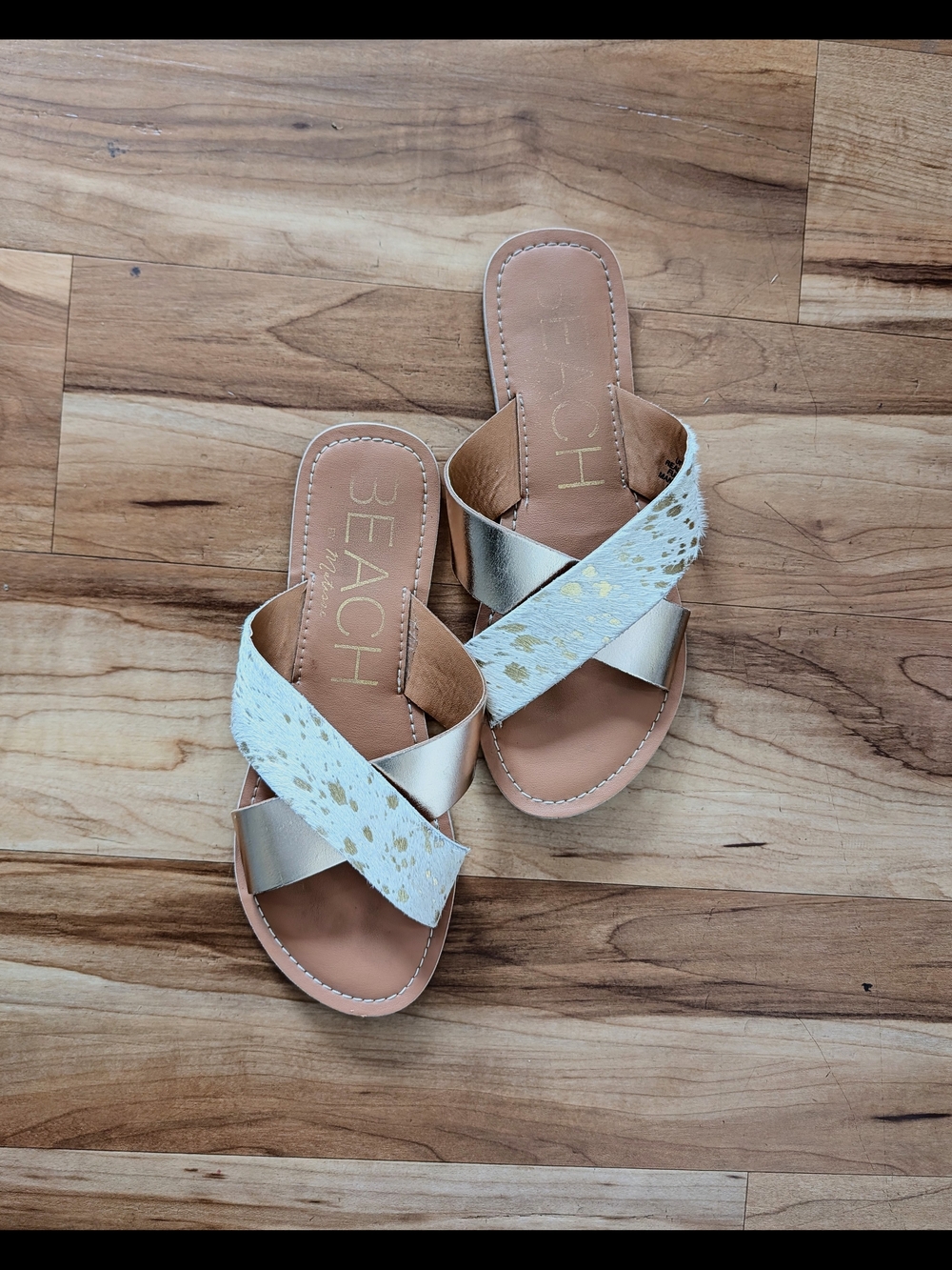 Beach by Matisse Leather Gold & White Cross-Strap Slide Sandals